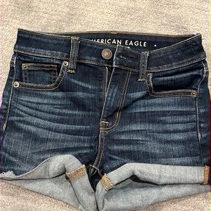 Size 0; blue AEO; cute summer short! great condition